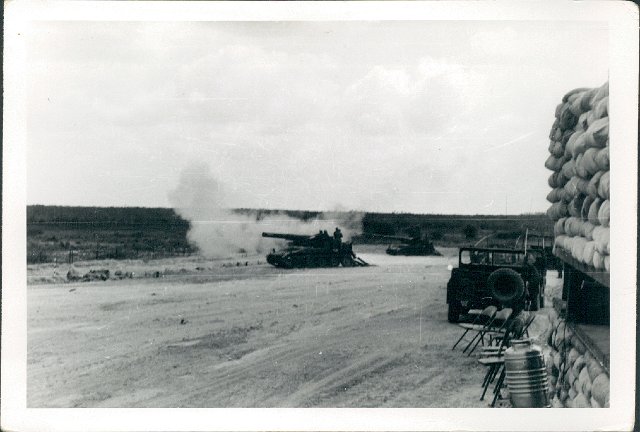 0123 8 inch gun firing direct fire from Dau Tieng